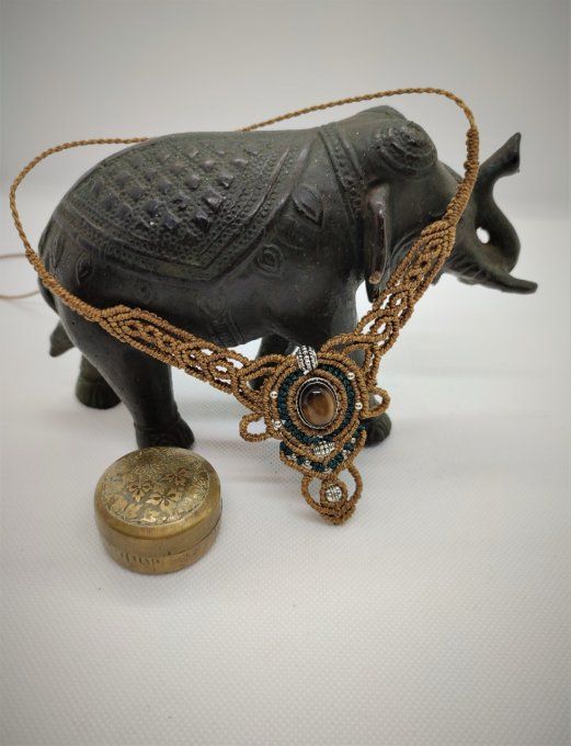 Collier amulette "Faune"