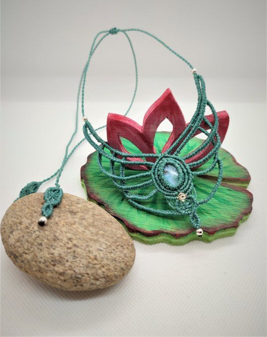 Collier amulette "Mu"